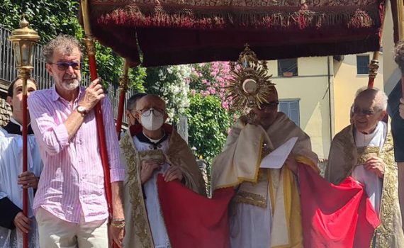 PROCESSIONE CORPUS DOMINI